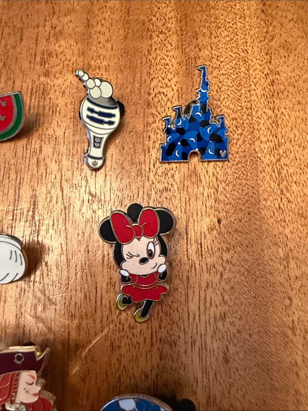 Disney Trading Pins.  Pack of 10 pins. - Picture 4 of 7